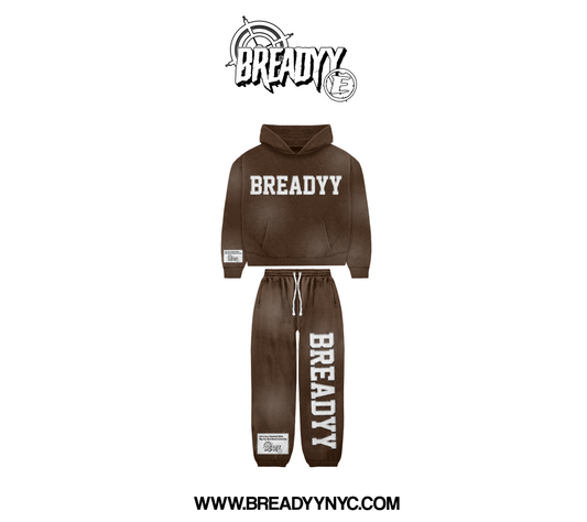 DISTRESSED SWEATSUIT