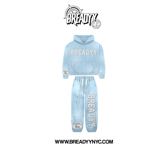 DISTRESSED SWEATSUIT