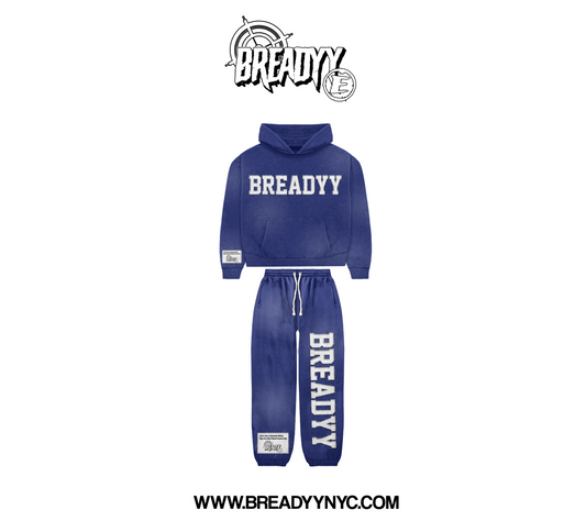 DISTRESSED SWEATSUIT